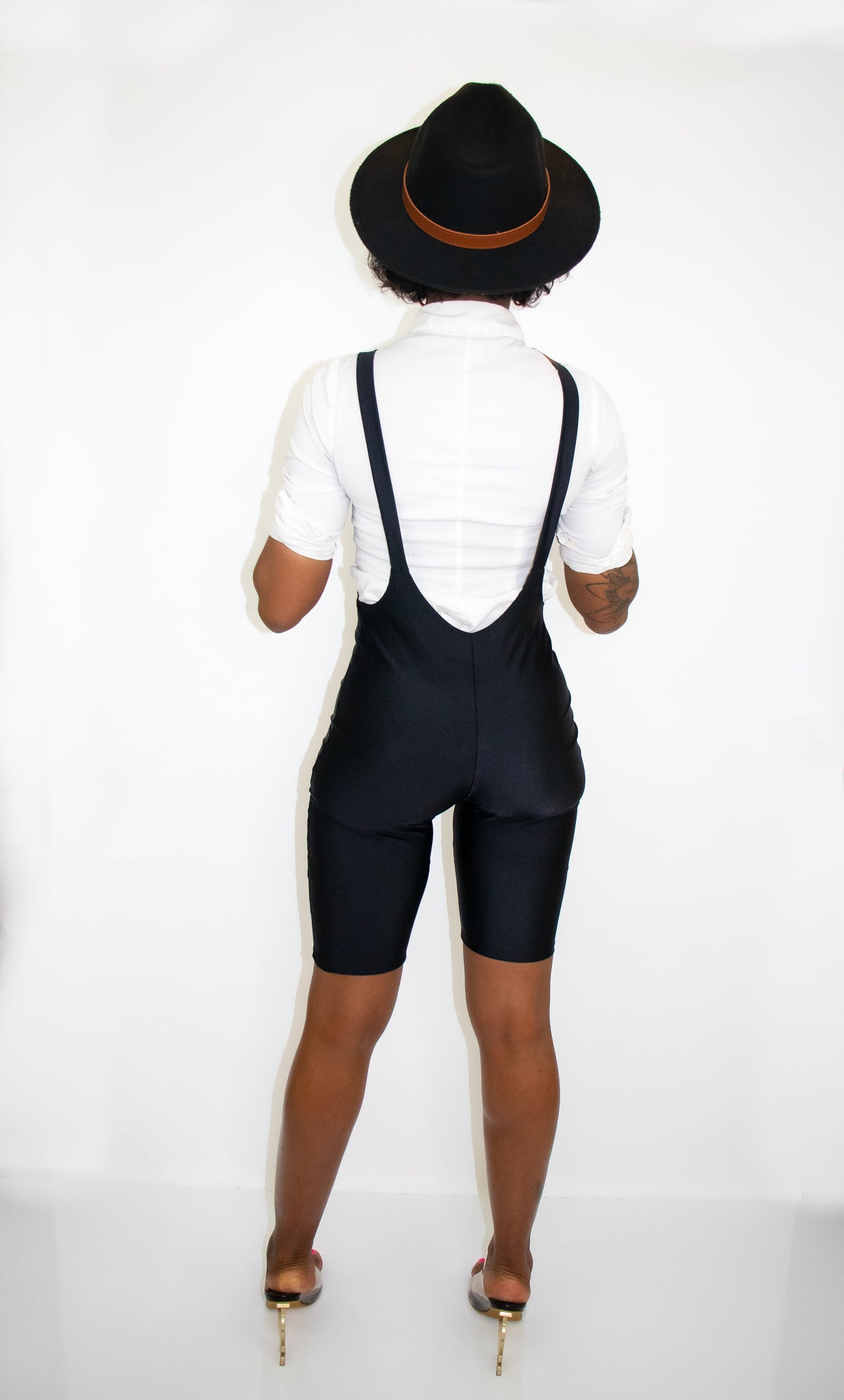 Straps Up ( Black)